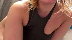 i fingered my fat bbw pussy in public, it felt so hot and close up