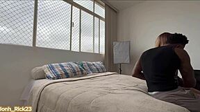 巴西健美猛男怪物巨屌爆操紧臀，好奇不？