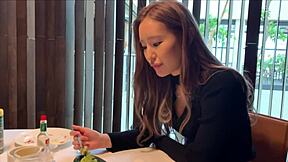 豪宅酒店拍富婆红内衣激情做爱