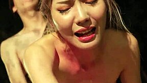 我在森林里被家伙弯腰猛干