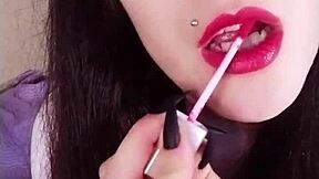 What’s hiding backstage with this hot brunette girlfriend?