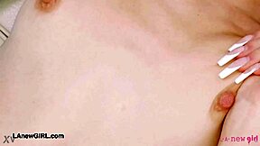 Fiery muse flaunts her stunning body in close-up