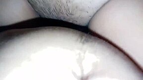 红发18岁处女公共沙滩献逼