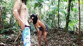 nao tem coisa melhor que dar a buceta no mato chupo mesmo