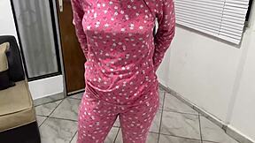 My stepdaughter twerks for stepdad's favor.