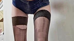 uhh, i mean, teen elza kom totally owns me with her curvy domination... ya know?