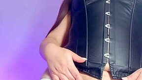 我喜欢模仿女仆为酒吧客户的视频