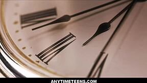 anytimeteen 18+ - 娇小18+亚洲妹子用免费操还债