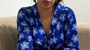 爆乳继母莱妮·罗德里格斯教继子性爱技巧😘