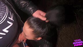 Late night outdoor face banging with a rough brunette in ponytail