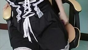 ninew thai babe fingers herself with toys, wanna watch her play? 😍