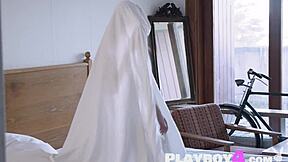 娇小18+欧洲美女Elilith Noir穿透视性感装