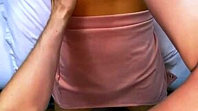 el estudiante invitó a la madrastra a su cuarto y terminaron en acción intensa