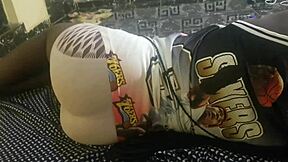 Teen 18+ ass show with farting details