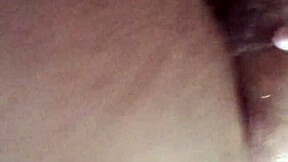 quero sentir sua porra quentinha escorrendo por mim, hein?