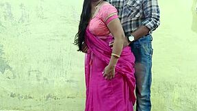 Omg, I can’t even, this pink saree bhabhi looks so hot, gotta tear that up today!