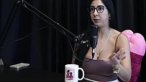Morena Safada Reveals Stunning Tits After Outdoor Casting Chat.