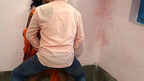 Indian bhabhi gets naughty with tailor master... wow!