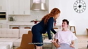 Lauren Phillips的狂野空姐角色扮演与Josh Rivers