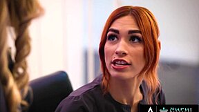 Scarlett Sage fucks rival during nuru massage 😏