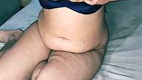 Big boobs desi Indian bhabhi moans wetly in juicy armpit play