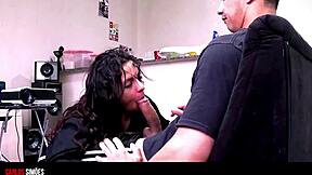 Hot Young Morena Licks Muscular Bodybuilder's Huge Cock in Dorm!