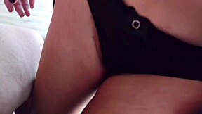 Skinny European Beauty Gets Sloppy Muff Diving In Bedroom!