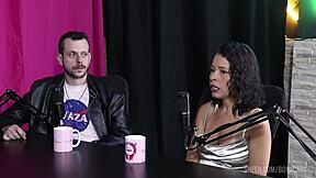 来自Espuleta和Himeros Mansion的Bora Cast与Bruna Carlos合集，第1部分，透明红色