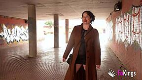 i'm emmita smile with huge boobs seducing a young guy