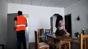 Hot latina spreads legs and shakes ass for neighbors