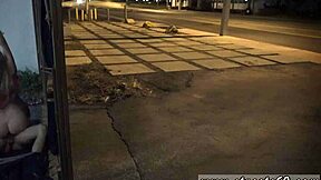 护士在医院帮18+少女做性程序