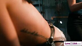 lesbians tiffany watson and scarlet skies enjoying a massage