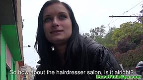 欧洲骚货为钱公共闪奶哎呀是说露出