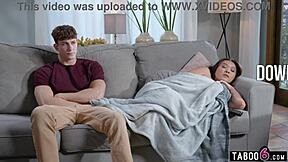 韩国少女Kimmy Kimm在宿舍自慰被抓 😳