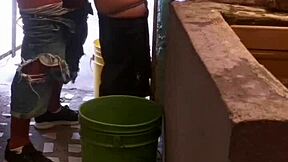 El primo me folla el culo hasta que deja su leche dentro cuando estoy lavando mi ropa, gaping and spreading my asshole.