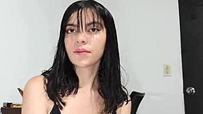 Laura Discovers Boyfriend Cheating