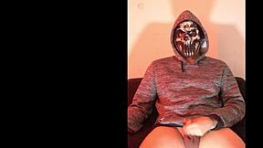 soy adicta al anal, me folla el vecino en halloween?