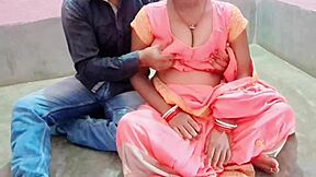 Indian Muslim Girl Gets Tight Ass Banged by Tailor