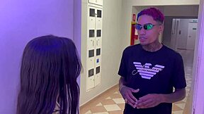 Enganei Minha Vizinha Ninfeta e Ainda Comi Ela na Casa Dela