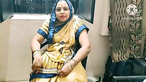 Watch desi wife fuck boys in kitchen?