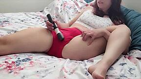 solo wand vibrator orgasm in red short shorts