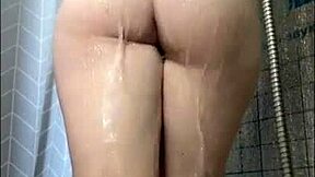 Sexy Teen 18+ Shaves Her Pussy In The Shower, Close Up View.