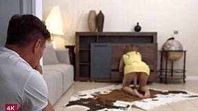 sasha paige - skinny girlfriend takes it deep from strong guy in wild session