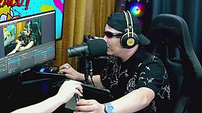 A ninfeta avalia o mastro do ruan e deu nota