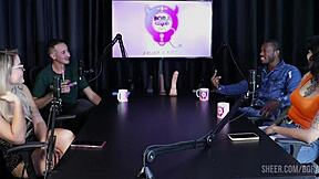 Compilados do Hyoran Carvalho watch on sheer red