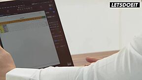 omg, teen capri lmonde is so wet and ready for anal riding and assfucking with big cock cumshot 😍