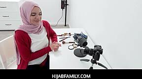 arab teen 18+ naudi nala bangs stepbro for cash loan 💵