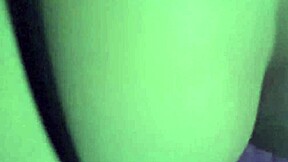 我在帐篷跟踪性感继妹偷窥狂撸