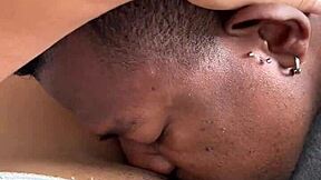 Ebony Amateur Licks Tight Pussy With Assplay