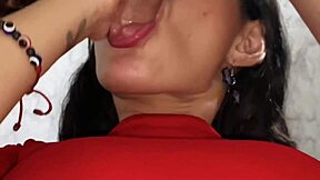 Pillado Descubri A Mi Dulce Vecina Caliente Con Su Dildo - Porno En Espa�ol